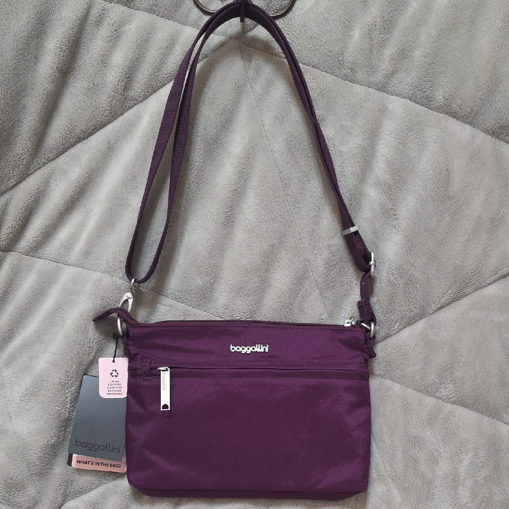 New, Baggallini Plum Crossbody Bag